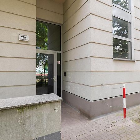 Elektoralna 12A - Colorful Apartment With Balcony By Noclegi Renters วอร์ซอ ภายนอก รูปภาพ
